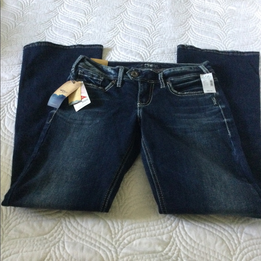 Silver Jeans  Tuesday Bootcut    W28/L31
